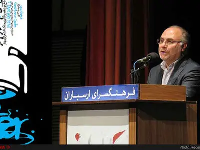 استعفای سرپرست باغ‌موزه قصر در پی حواشی نمایشگاه «به رنگ حیات»