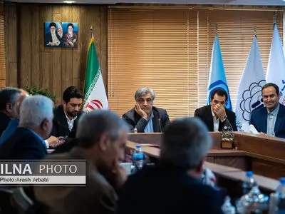 در درمان بازنشستگان مثل بازگشت بانک رفاه و عیدی اقدام جدی انجام دهید