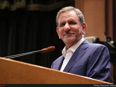 جهانغیری: خفضنا التضخم الى ما دون 10 بالمئة والنمو بلغ 12 %