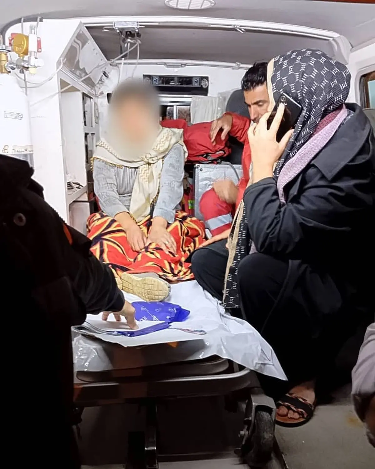 نجات بانوی ۳۶ ساله پس از ۱۳ ساعت عملیات بیوقفه