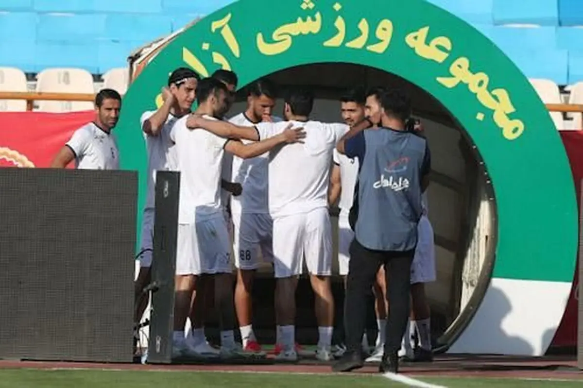 ویدیو: گرم کردن بازیکنان استقلال پیش از مصاف با تراکتور