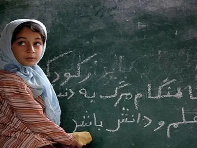 بازگشت 57 دانش‌آموز بازمانده از تحصیل استان مرکزی به مدرسه