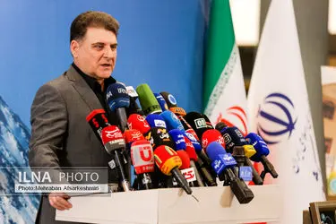 ایران توان تأمین نیازهای اساسی و اداره کشور را دارد