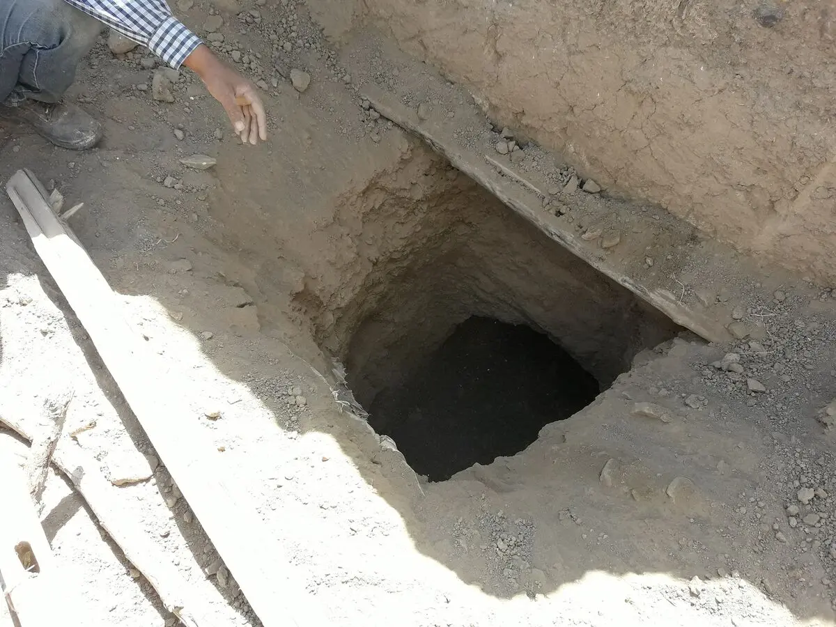 دستگیری یک حفار غیر مجاز در شهرستان فیروزه 