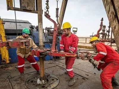  انتقاد کارگران حفاری شمال از تاخیر در پرداخت حقوق/ مدیران و بالادستی‌ها پاسخگو باشند