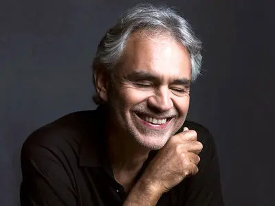 آندره بوچلی خواننده جام جهانی امسال شد