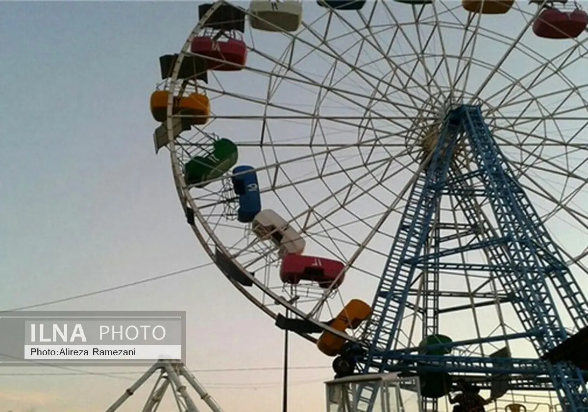 عکس/ سقوط مرگبار چرخ و فلک در شهربازی برازجان 