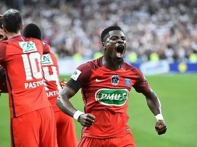بازتاب جهانی بیماری ستاره پرسپولیس: دوری شش ماهه اوریه از میادین