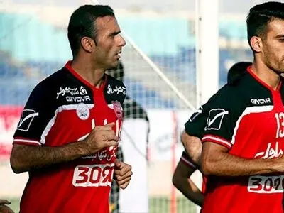 حضور پرسپولیسی‌ها مقابل درفشی‌فر/ دعوت از مردم برای کمک به زلزله‌زدگان