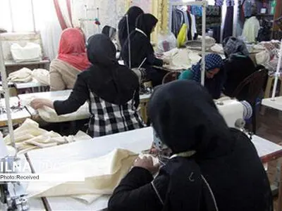 «عدالت» گمشده‌ی اشتغالِ زنان/ زنان قربانیان اول تعدیل نیرو در کارگاه‌ها هستند/ قوانین حمایت از زنان وجود دارد اما خاک می‌خورد