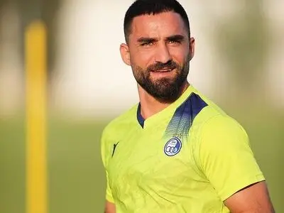 استارت مهرداد محمدی با استقلال