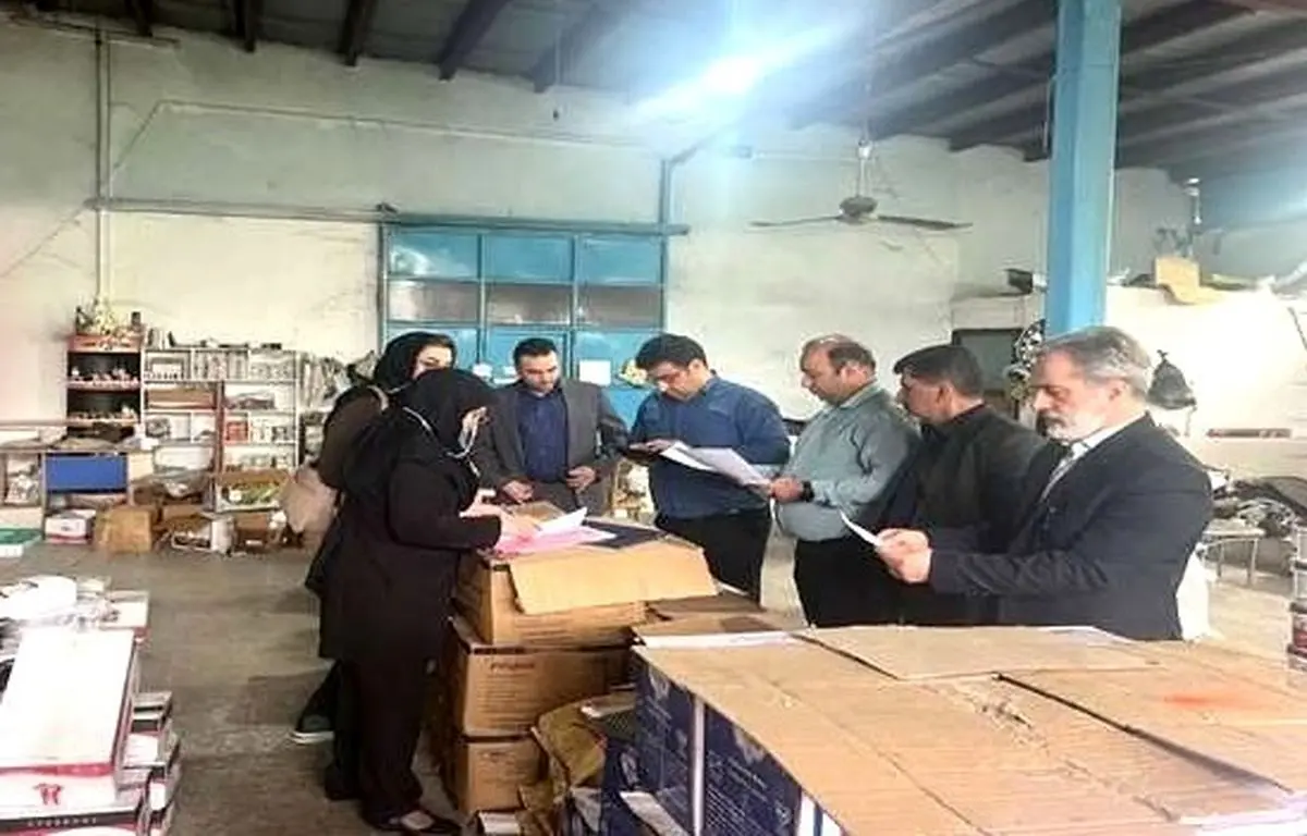 توقیف بیش از ۷ تن اقلام خوراکی غیرمجاز در شهر رشت