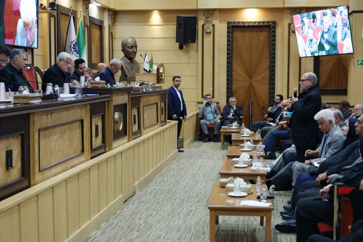 دستاوردهای جنگ  تحمیلی سوم مدیون افسران جبهه علم و فناوری است