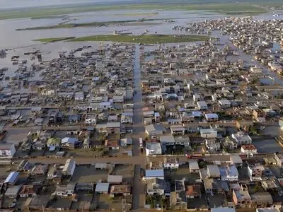 Cairo, Doha express grief over Iran flash floods