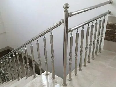 استفاده از نرده استیل، حفاظ استیل و نرده شیشه ای در دکوراسیون ساختمان