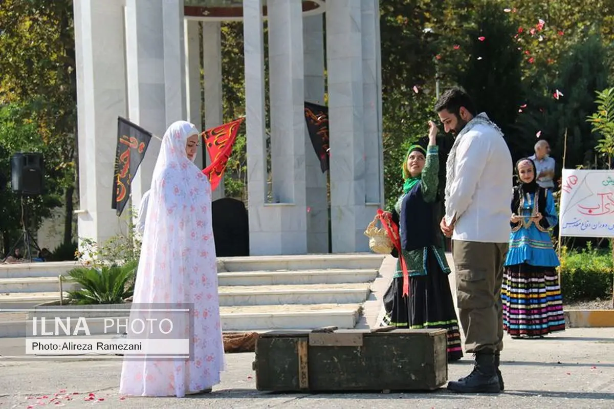 اجرای تئاتر خیابانی کربلای آب در دانشگاه آزاد لاهیجان