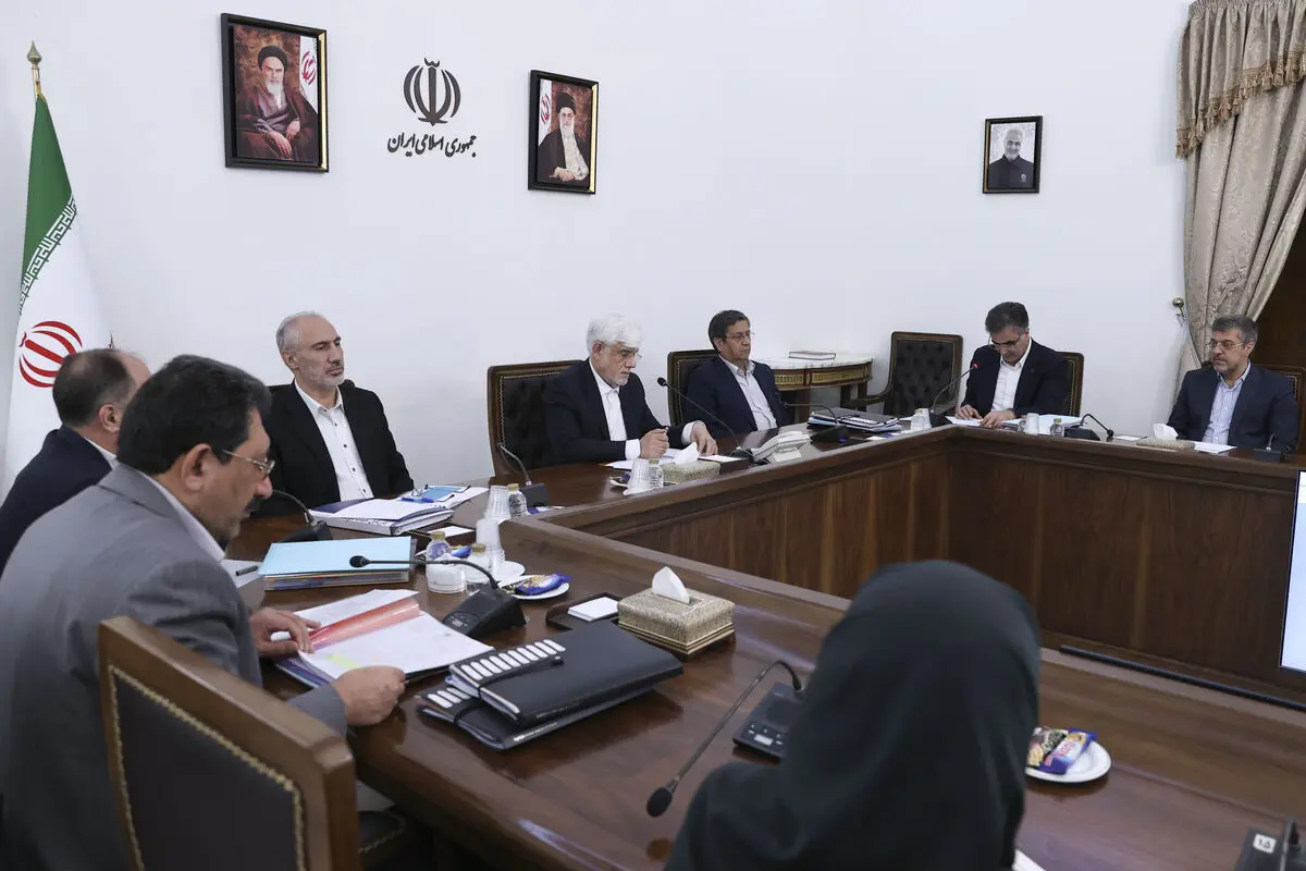 راهبرد دولت چهاردهم، کاهش تورم و جلوگیری از افزایش قیمت کالاهای اساسی است