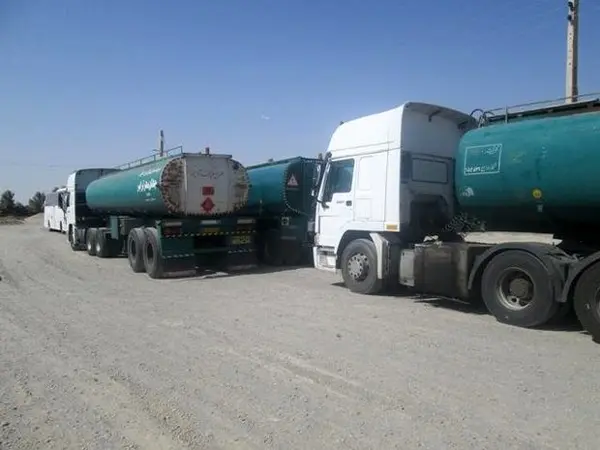 کشف ۵۸ هزار لیتر سوخت قاچاق از دو دستگاه تریلر در مشهد