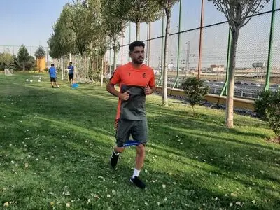 پایان دوری بلندمدت مدافع پیکان از فوتبال