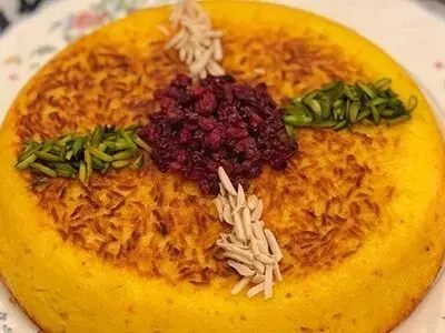 چند راز خوشمزه‌تر شدن ته‌چین زعفرانی