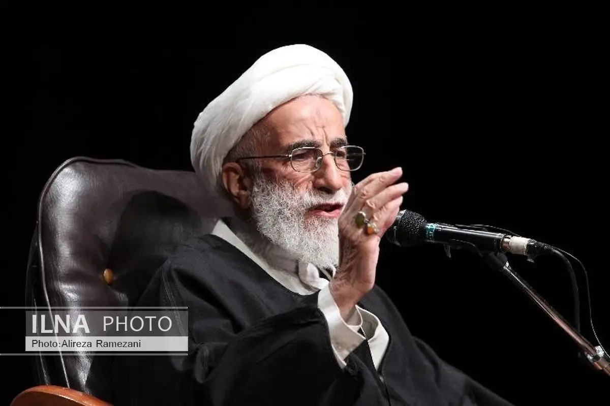 خون شهدای منا آل سعود را ساقط میکند
