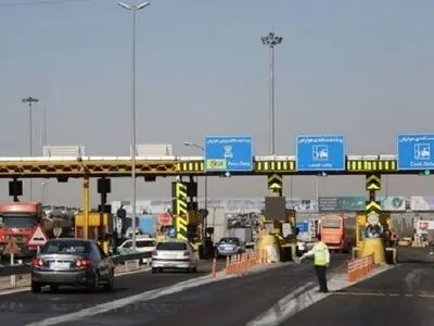 مرگ کارگر گیت عوارضی آزادراه خرم آباد بر اثر برخورد کامیون