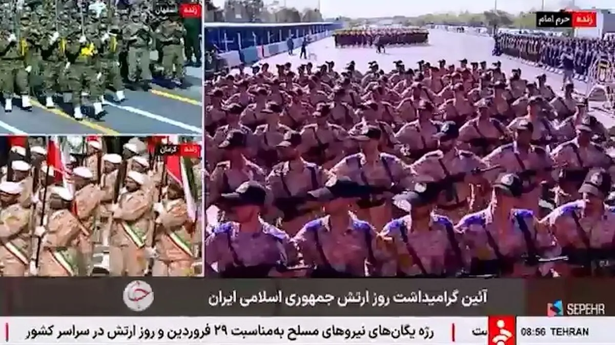 رژه ارتشیان با در دست داشتن سلاح سازمانی جدید و ایرانی مصاف + فیلم
