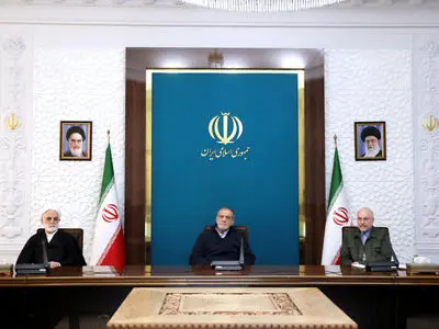 ارائه گزارش بانک مرکزی از اقدامات معیشتی و تحولات بازار ارز