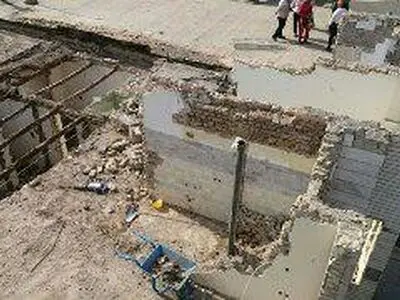 مرگ دو کارگر بر اثر ریزش آوار 