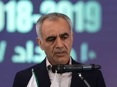 بهاروند: به نفع تاج انصراف می‌دهم