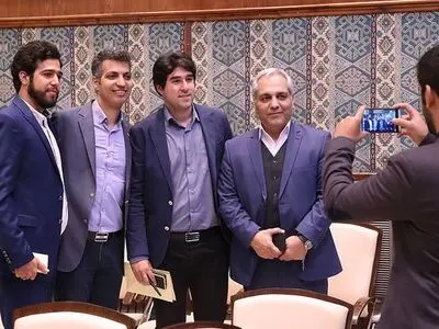 عادل فردوسی‌پور مهمان جذاب مهران مدیری در دورهمی (ویدئو)