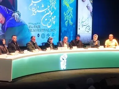 غفاری: هلیکوپتر فیلم «پیشمرگ» نماد غیرت و شرف ما بود