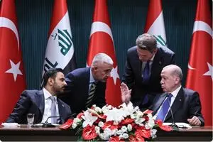 «چرا امضا نکردی؟»؛ سؤال غیرمنتظره نخست‌وزیر عراق از وزیرش مقابل اردوغان+ ویدئو