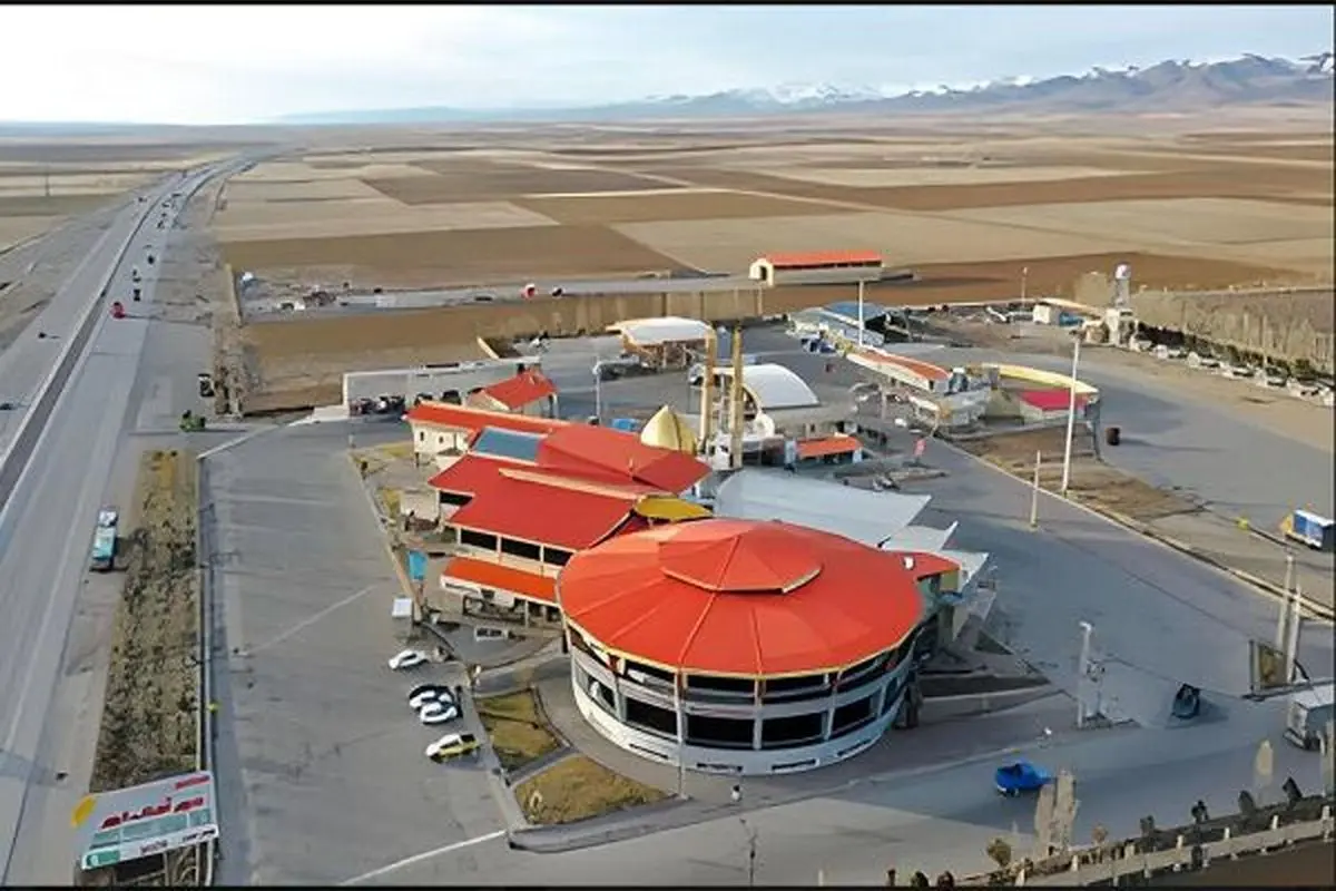 کمبود مجتمع‌های خدماتی-رفاهی بین راهی/ نبود پارکینگ مناسب/ضعف در خدمات بهداشتی و غذایی