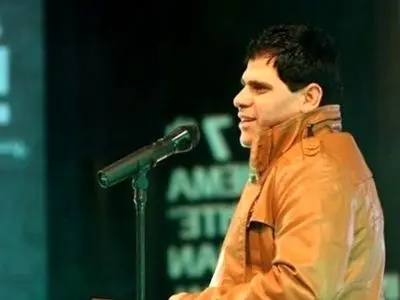 اولین فیلم مستند با هوش مصنوعی را می‌سازم