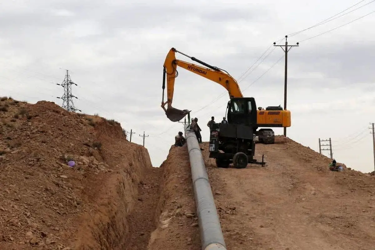 اجرای 32 کیلومتر توسعه شبکه و خط انتقال آب در شیراز