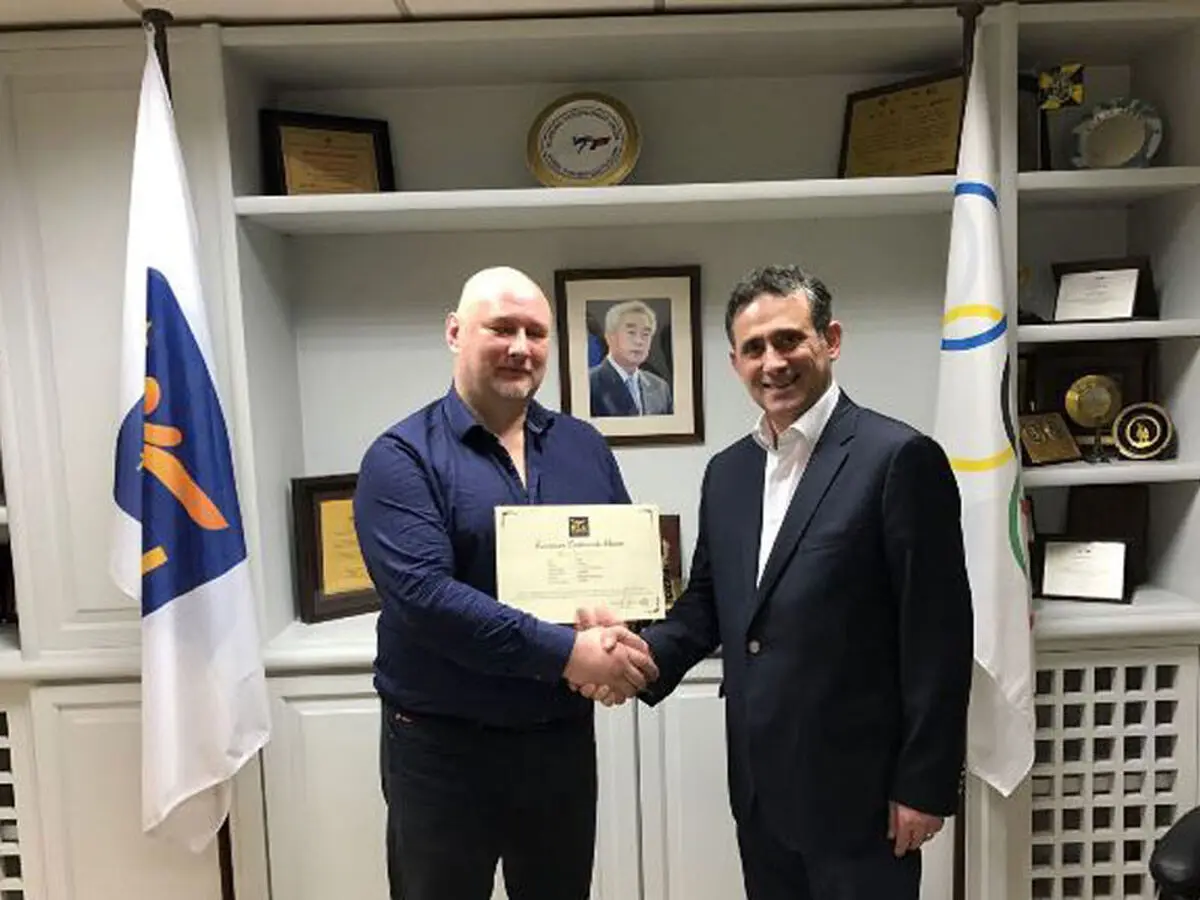 باز هم اهدای دان افتخاری در تکواندو اینبار به لتونی