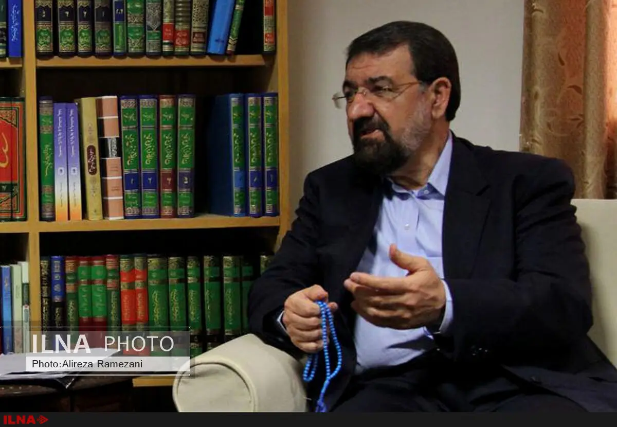 یارانِ امام یک‌به‌یک از میان ما پر می‌کشند