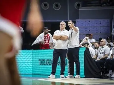 مانولوپولوس: بازیکنان بسکتبال ایران لیاقت زیادی دارند