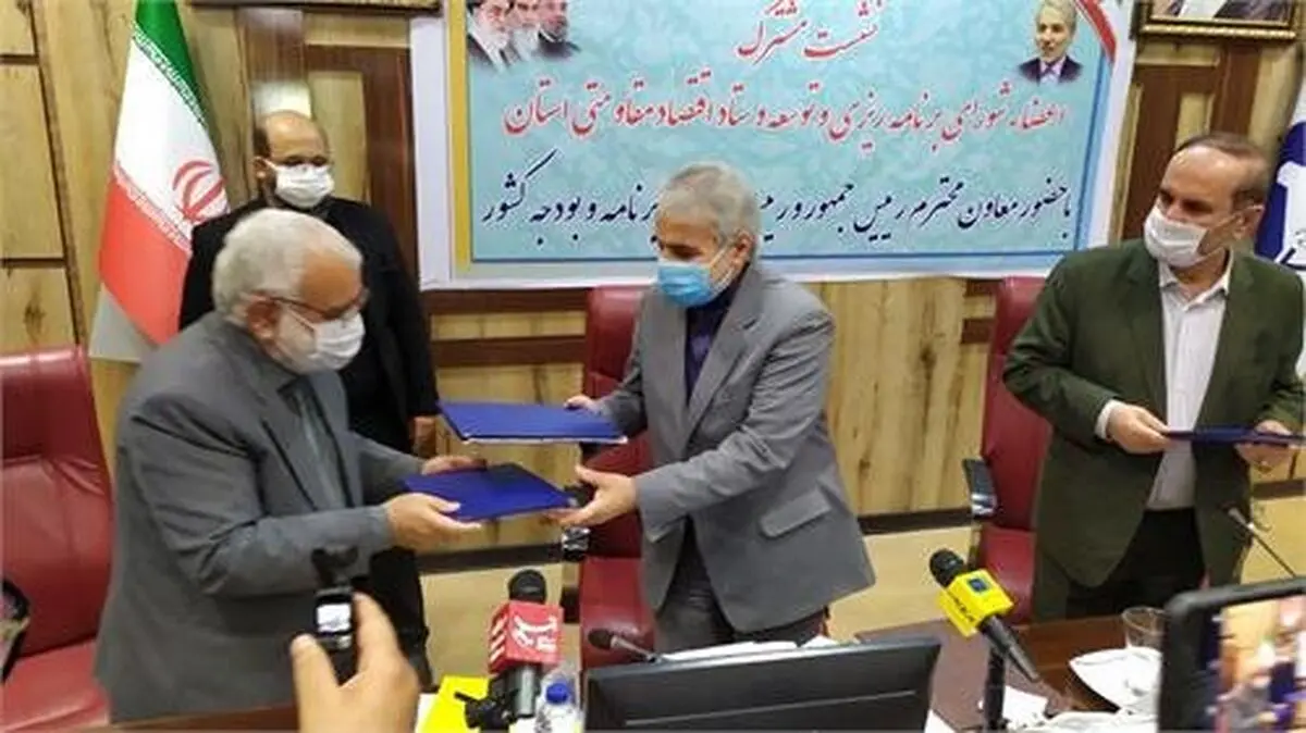​امضای تفاهمنامه ساخت ۲۰۰۰ واحد مسکن برای مددجویان و نیازمندان استان ایلام