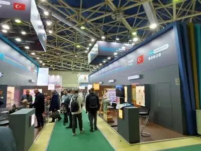 بازدید هیات تجاری اتاق تعاون البرز از نمایشگاه بین المللی مسکو 