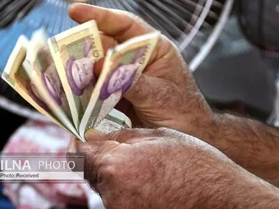 "مزد صنایع و مناطق" دستِ چدنی زیر دستکش مخملی/ به دنبال قیچیِ حداقل دستمزد هستند