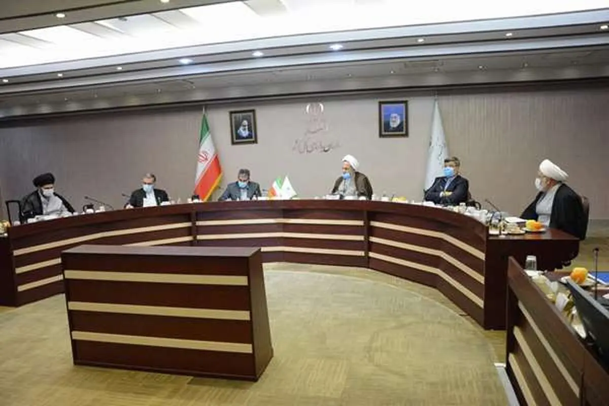 گاهی با اصلاح یک ماده بسیاری از مشکلات اقتصادی مردم حل می‌شود/ در تقنین، تنقیح و نظارت مجلس را یاری می‌کنیم