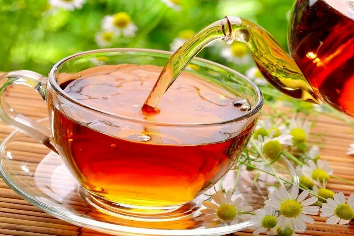 روش صحیح خوردن چای برای سالمندان