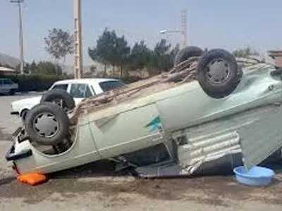 واژگونی وانت‌بار 10 مصدوم بر جای گذاشت