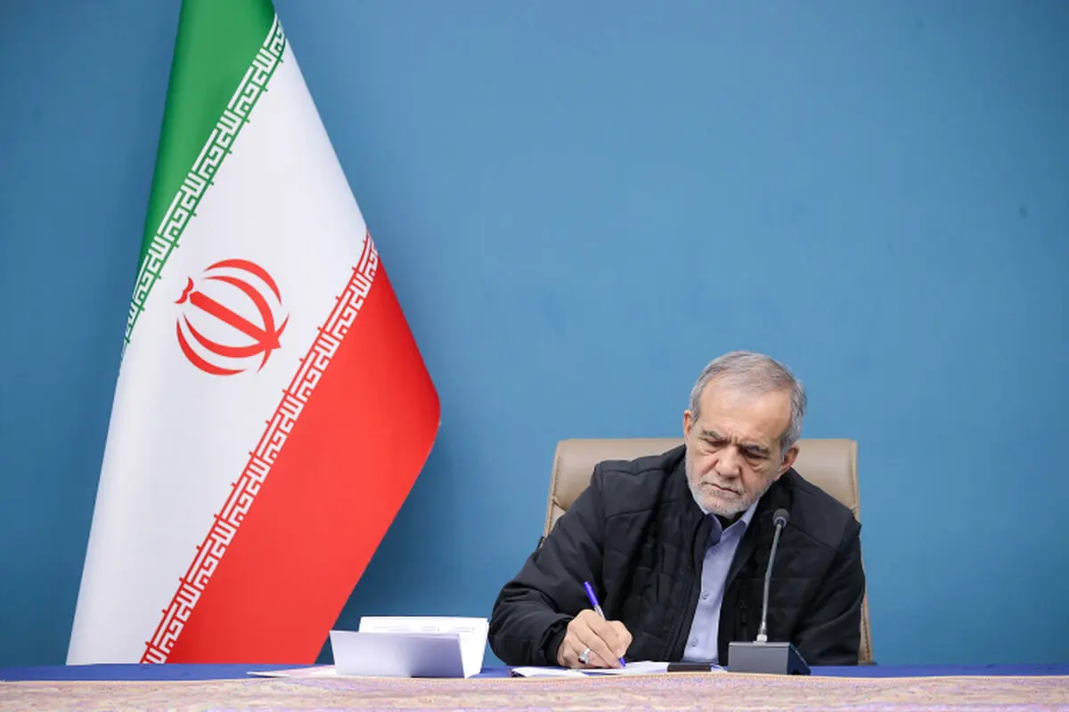 پزشکیان از حضور تاریخی مردم، میزبانی دولت و ملت عراق و همراهی جهانی در آیین تشییع رهبر شهید قدردانی کرد
