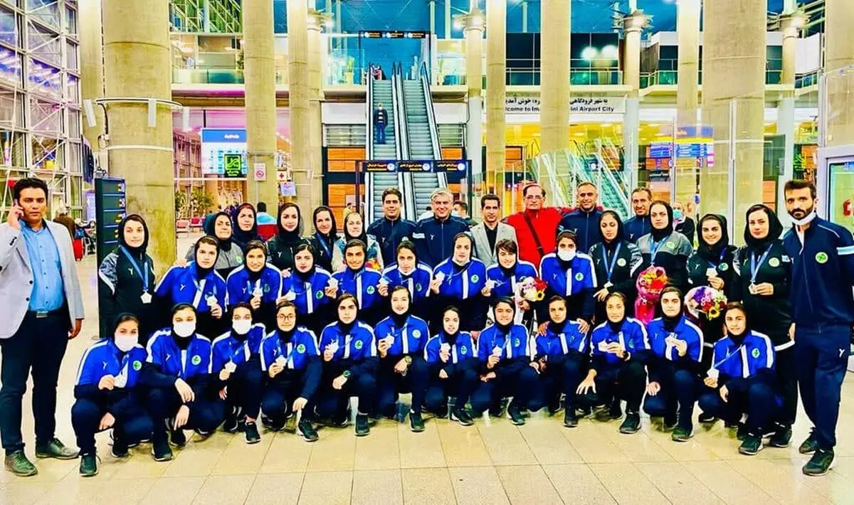 نایب قهرمانان آسیا به وطن برگشتند
