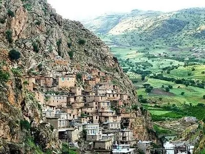 ایجاد رونق اقتصادی در شرایط دشوار هنر است/ توجه به « گردشگری» کرمانشاه به اندازه صدها چاه نفت ارزش دارد