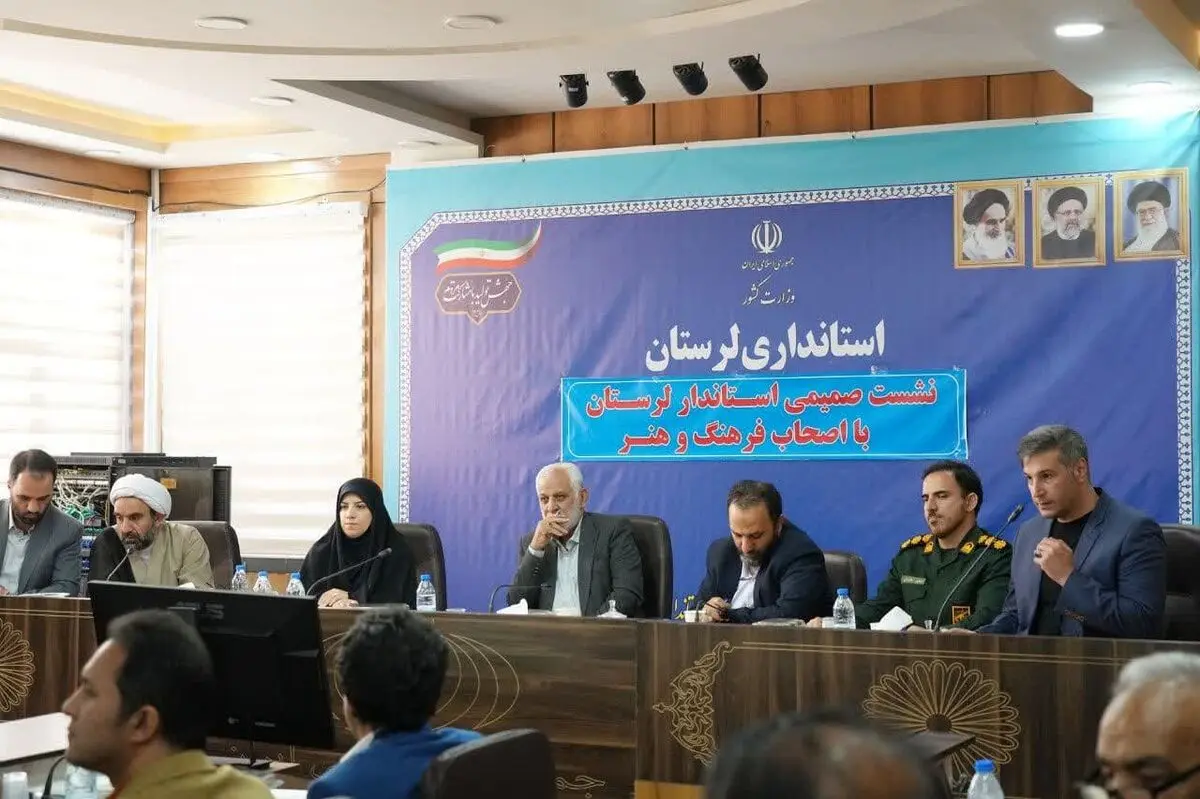 کارگروه اندیشه‌ورز هنرمندان در استان تشکیل شود