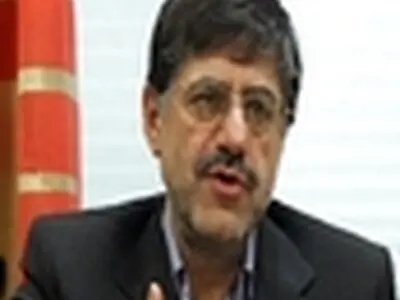 دولت در بسیاری از زمینه های اقتصادی، به بخش خصوصی اجازه حضور نمی دهد